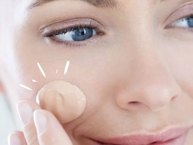 چه رنگ کرم پودر با پوست من سازگاری دارد ؟